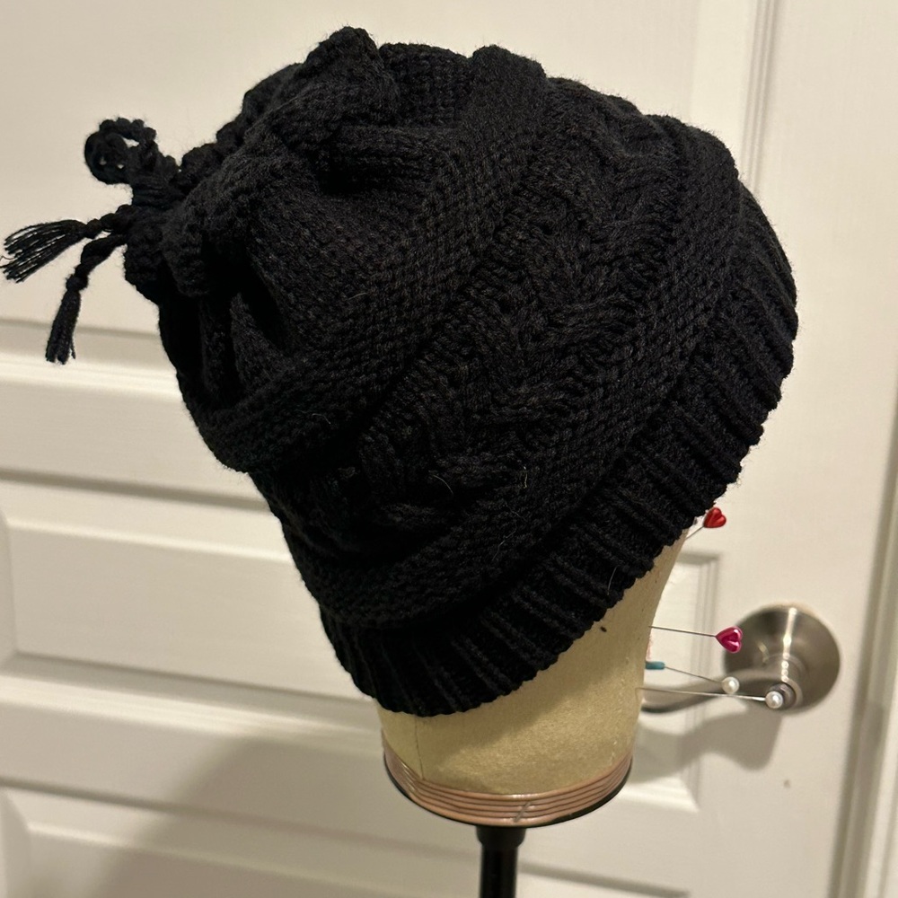 Kin Apparel Satin Lined Black Ponytail Beanie - Picture 5 of 8